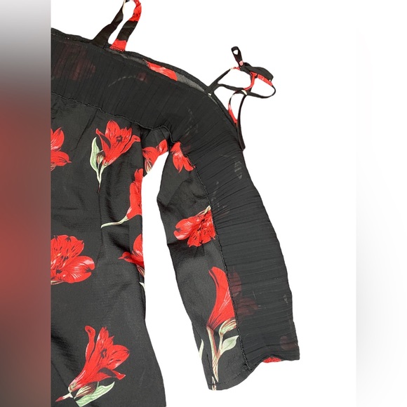 Women’s Plus Size Summer Top w Tie Cold Shoulders & Lace Black Red Floral 4X - Picture 7 of 11